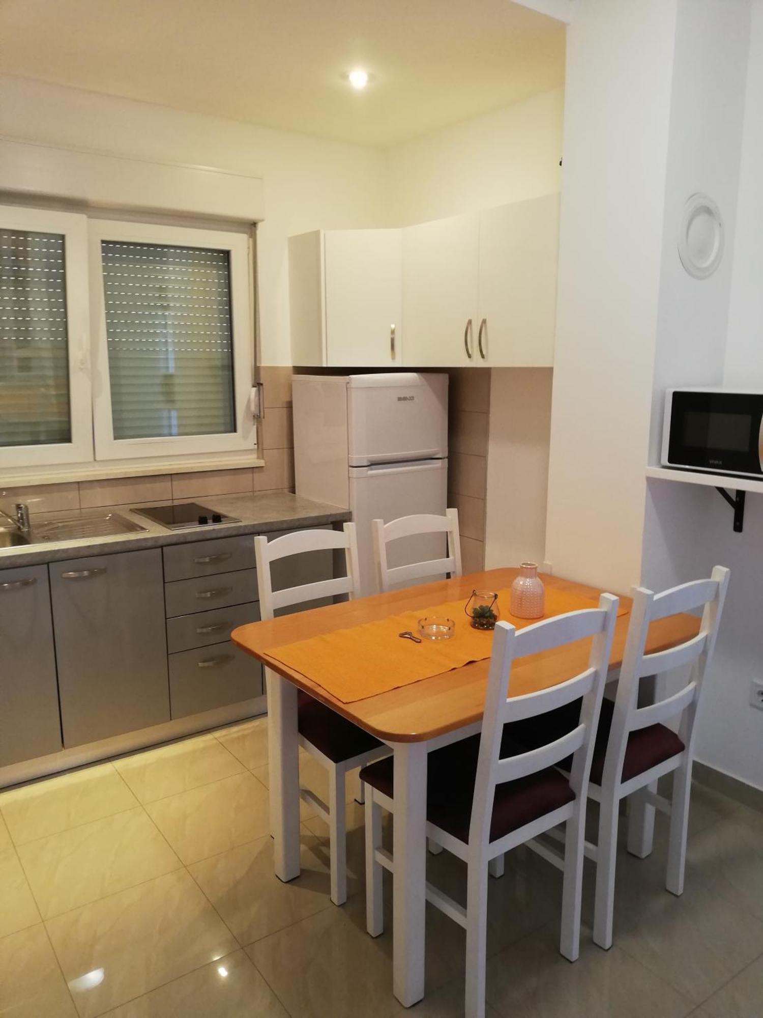 Apartments Jure Miljak ポドストラナ エクステリア 写真
